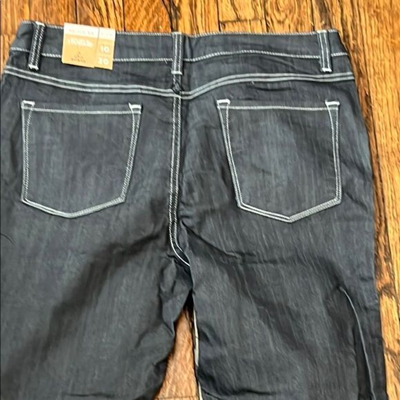 Prana Kayla Gray Slim Jeans with Sleek Design - Picture 6 of 7